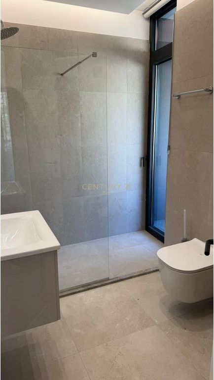 Luxury apartment 2+1+2+garage for rent at White Hill Residence!