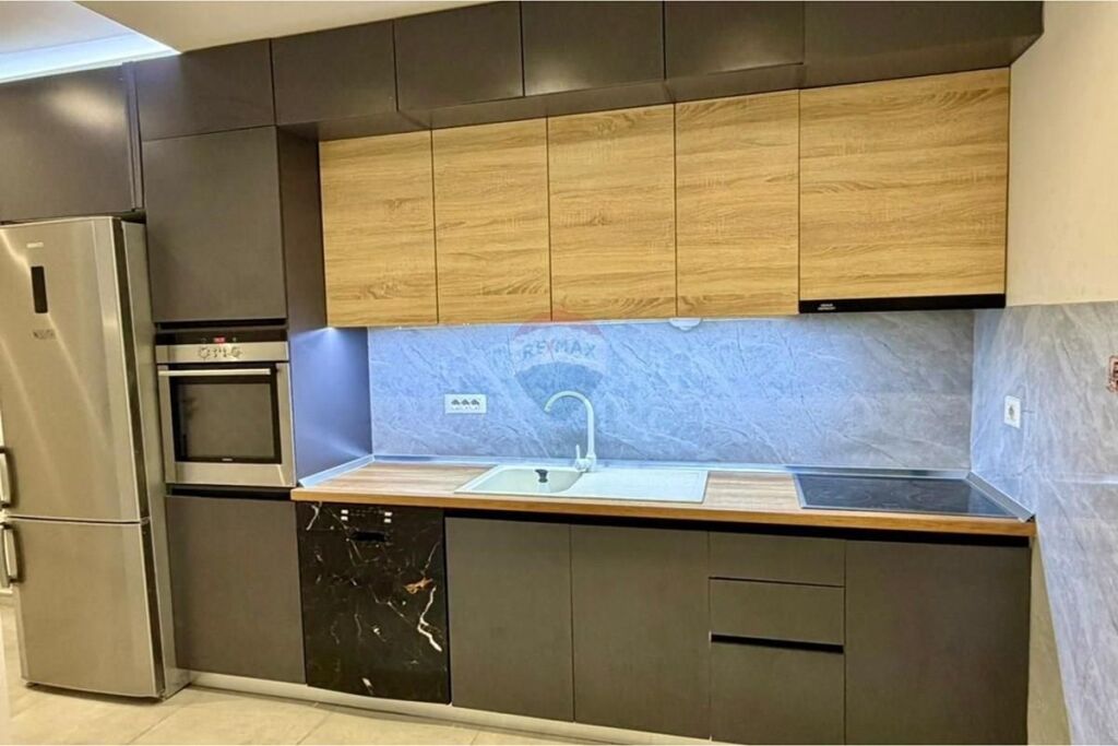 Appartamento - In Vendita - Kodra e Diellit 2, Tirana