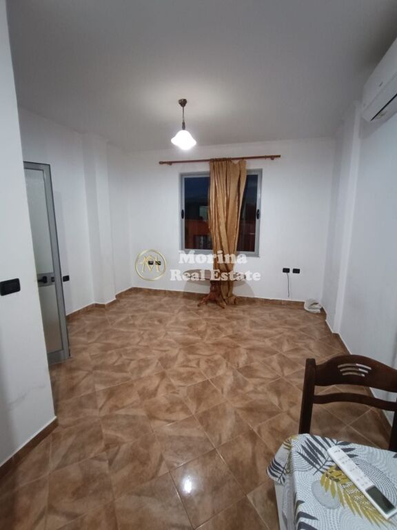 Rent | Shtëpi private 1 + 1 | Ali Demi | 350 €/month