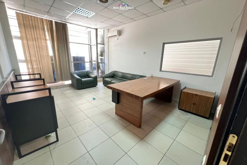 Ufficio In Affitto Presso Lo Stadio Dinamo (ID BZ2979) Tirane