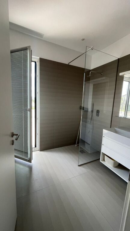 For sale, Modern Villa, Vishnjë, Tirana – 1,200,000€ | 750 m² land | 250 m² construction
