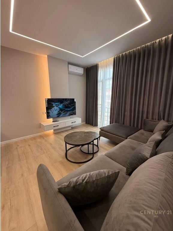 Appartamento 1+1 in affitto a Yzberisht 500 € /Mese