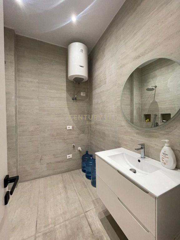 Appartamento 2+1 In Affitto nel Centro di Durrës !