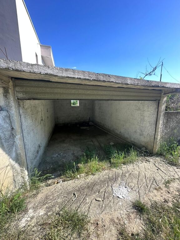 VILLA DI 3 PIANI IN VENDITA NELL'AREA DI CURRILAVE, DURRES