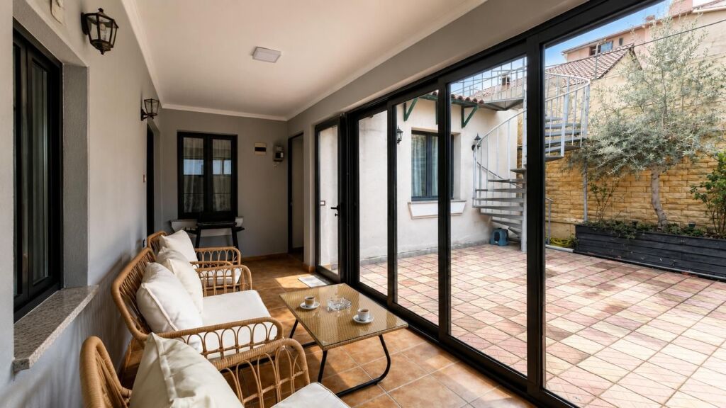 One-story house for Rent - Naum Veqilharxhi Street, near Venue Bar !