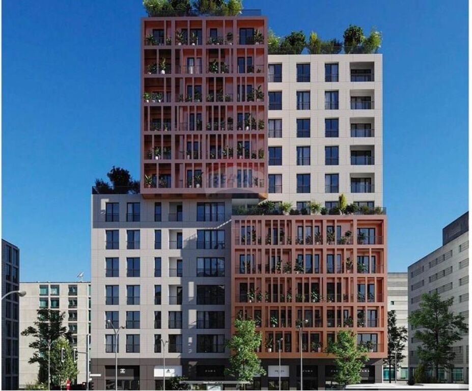 Apartament - Për Shitje - Rruga Dritan Hoxha, Tiranë