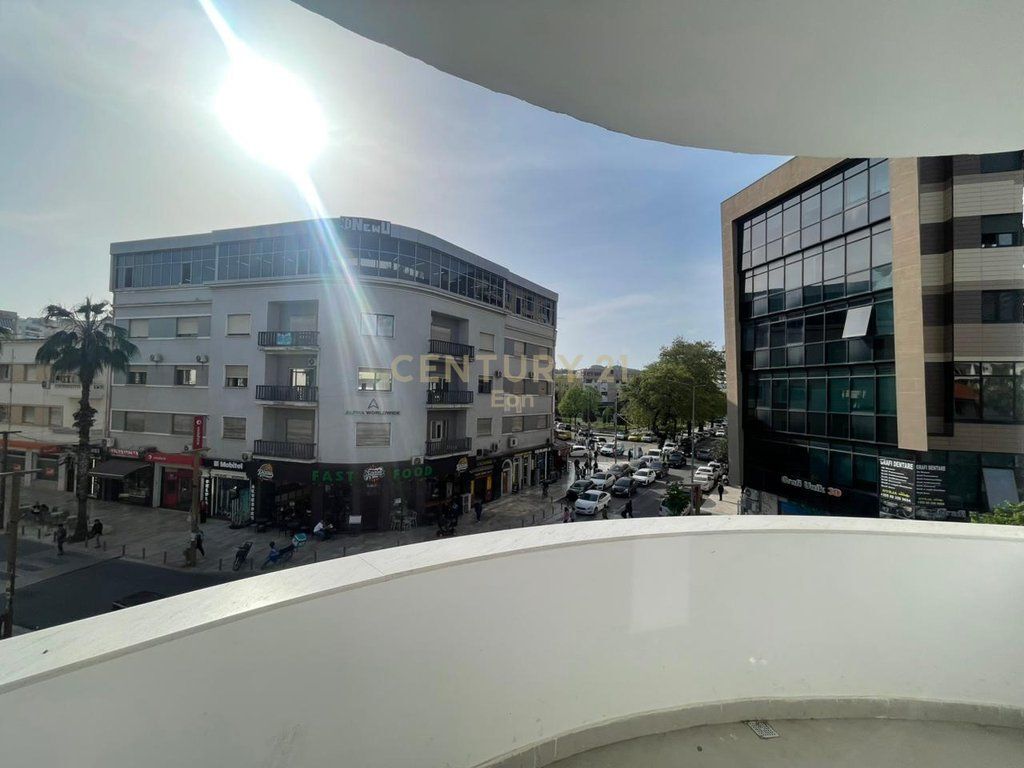 Appartamento 2+1 In Affitto nel Centro di Durrës !
