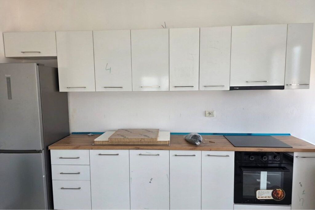 Vendesi Appartamento 2+1 a Kionostudio
