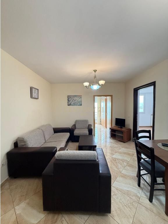 Appartamento 2+1 In Affitto sulla Spiaggia, Durrës !!