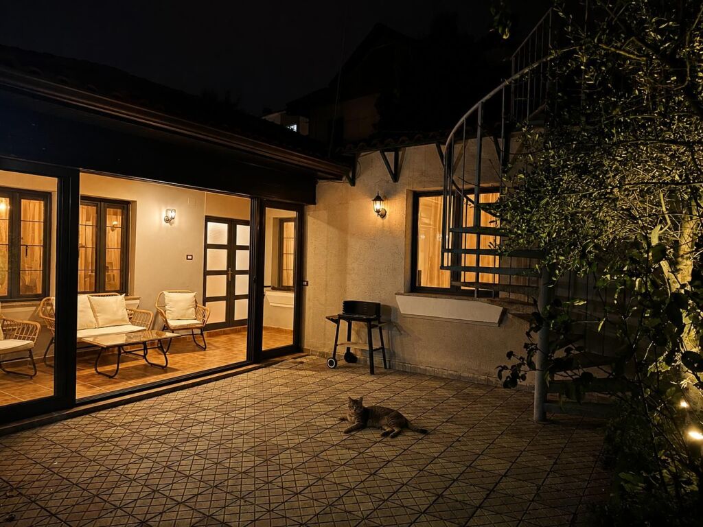 One-story house for Rent - Naum Veqilharxhi Street, near Venue Bar !