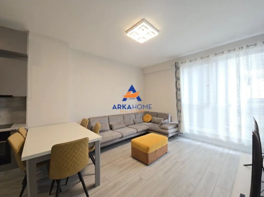 JEPET APARTAMENT ME QERA 1+1+BALLKON "KOMUNA E PARISIT" 730 EURO