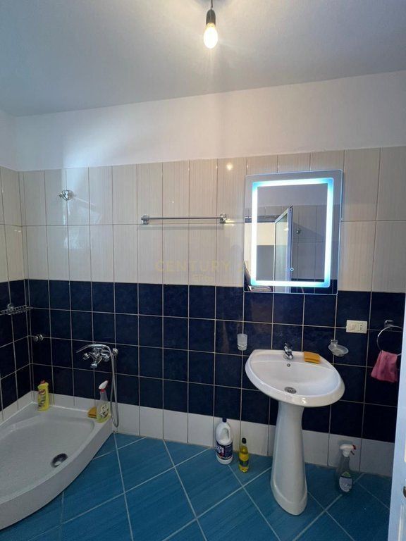 2+1 Apartment For Rent in Kodra e Priftit, Tirana - 50,000 Lek | 109.3 m² EL141816