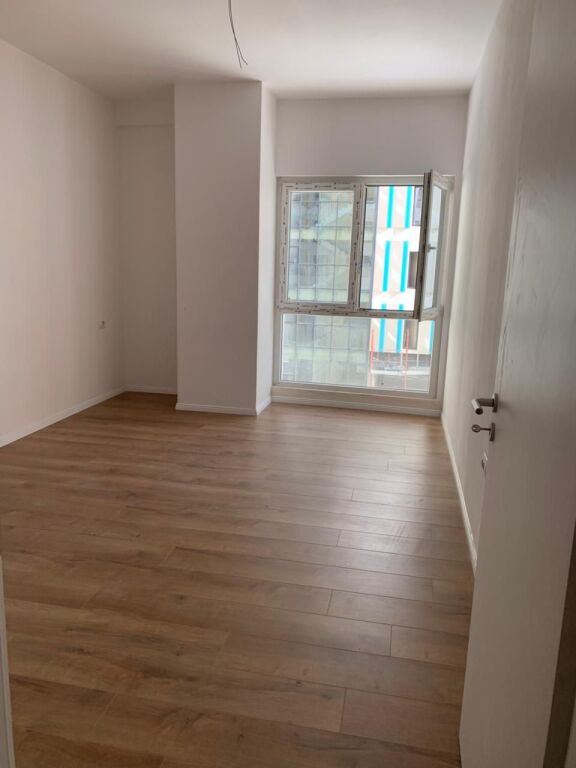 🏡 Shitet Apartament 2+1+2 tek Zogu i Zi