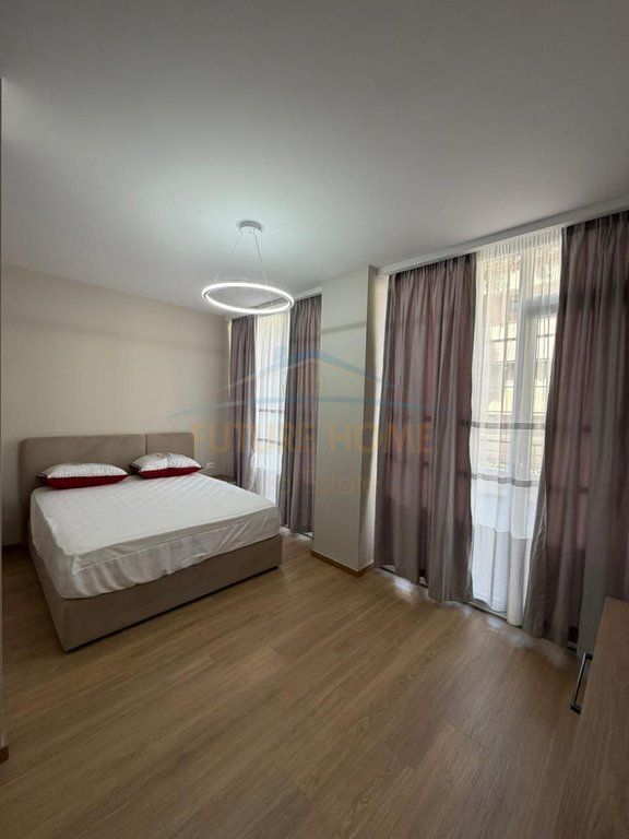 Qira, Apartament 1+1, Kopshti Zoologjik, Tiranë.