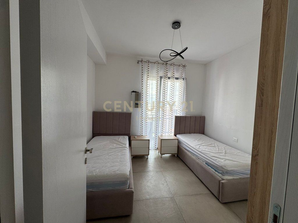 Apartament 2+1+2 me qira pranë QSUT