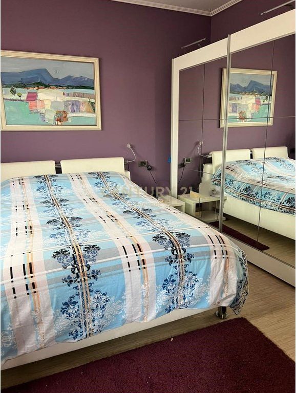 ISH EKSPOZITA, JAPIM ME QIRA APARTAMENT 2+1+2 1,000 € /Muaj