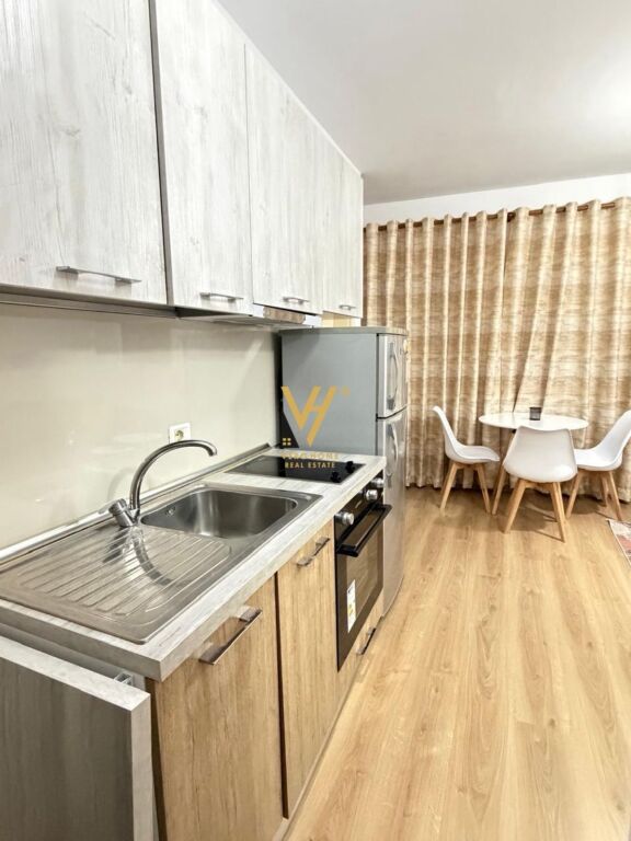 STUDIO APARTMENT 35 M2 FOR RENT ON DIBRES STREET 40,000 LEKE