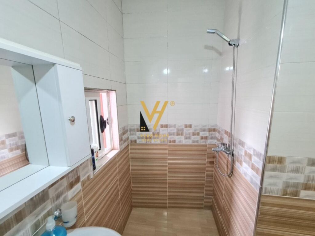 STUDIO APARTMENT 35 M2 FOR RENT ON DIBRES STREET 40,000 LEKE