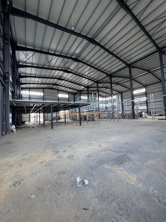 Rent, Warehouse, Vorë