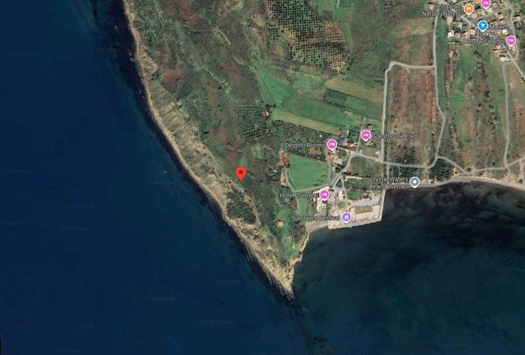 SHITET TOKE NE BREGDET  65 000 M² VIJA E PARE - ZVERNEC VLORE