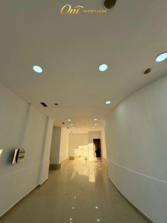 SHOP FOR RENT 105M2 ELBASANI STREET