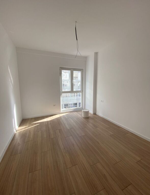 Office space for rent at Kika 2 Komuna Parisit