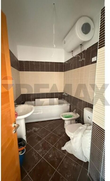 Apartament - Për Shitje - Linzë, Tiranë(ID: 530391021-115)