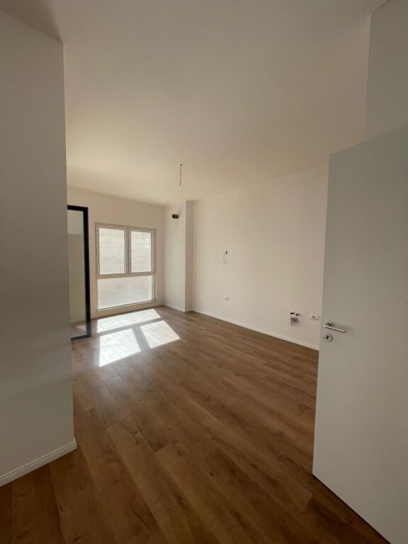 🏡 Shitet Apartament 2+1+2 tek Zogu i Zi