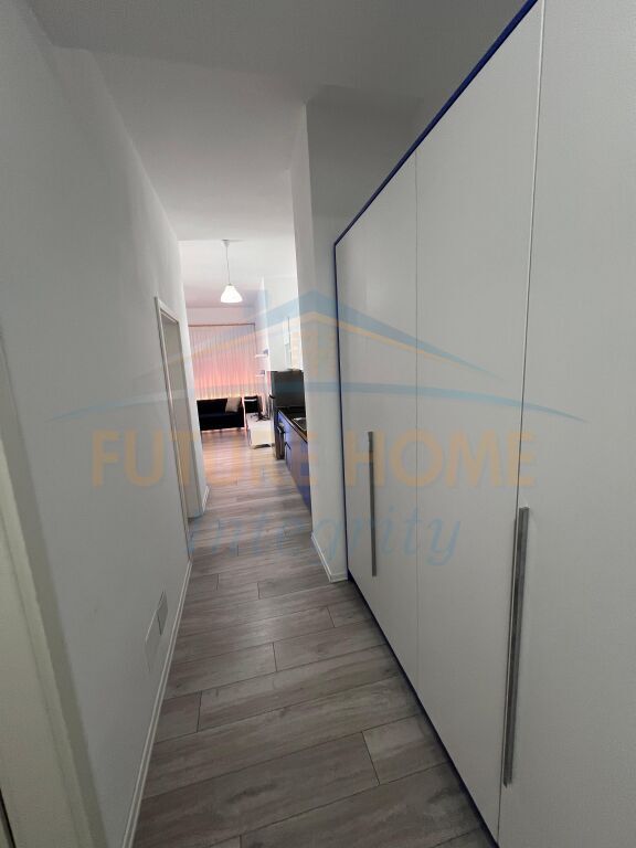 Affitto, Appartamento 2+1, Complesso Mangalem, Tirana.