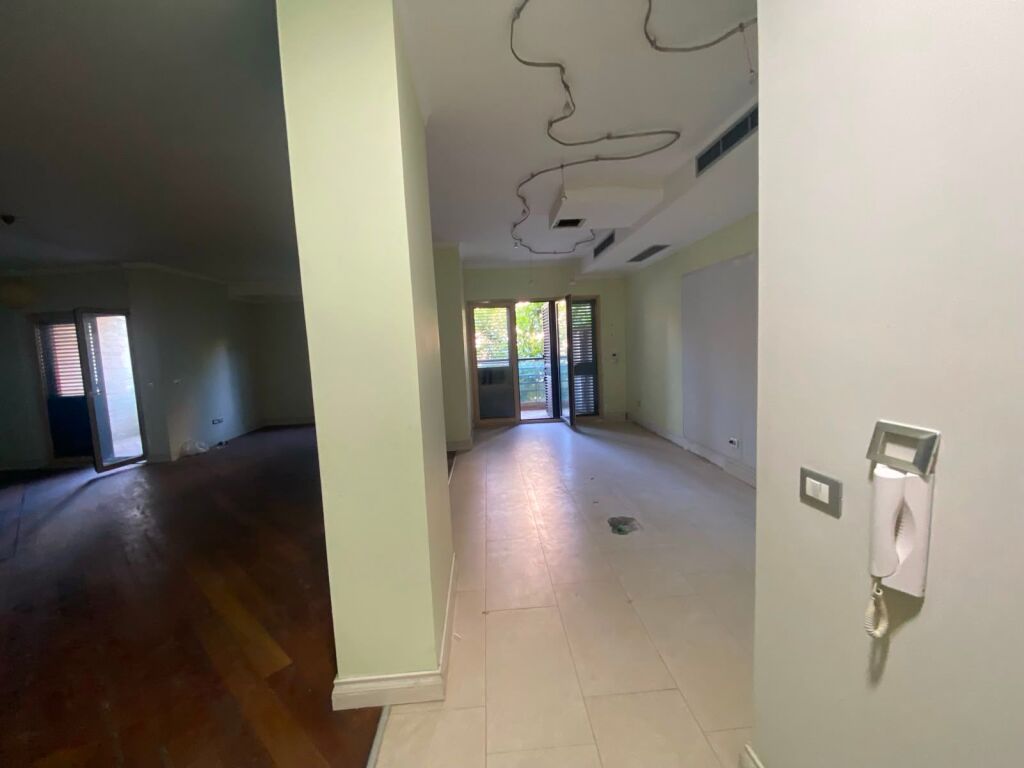 Office Space for Rent 104 m² at 9-Floors – Ideal for Clinics &amp; Offices !!