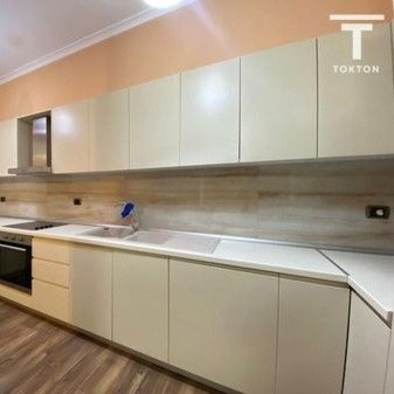 QIRA, APARTAMENT 3+1+2, QENDËR, TIRANË