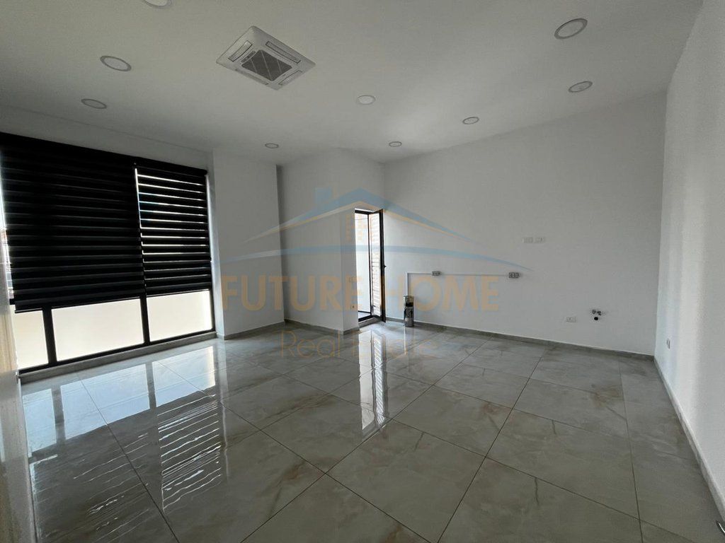 For Rent, Service Unit, Pharmacy 10, '' Arlis '' Complex, Dibrës Street.