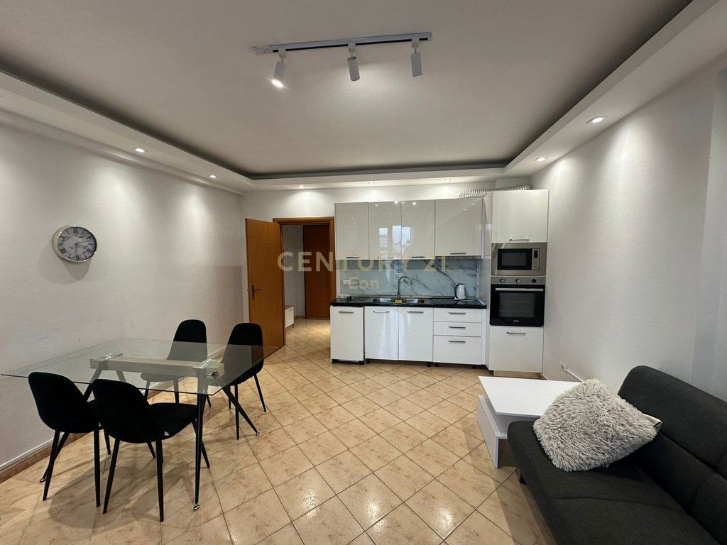 WE SELL 1+1 APARTMENT IN THE CENTER OF DURRES, SPORT PALACE !