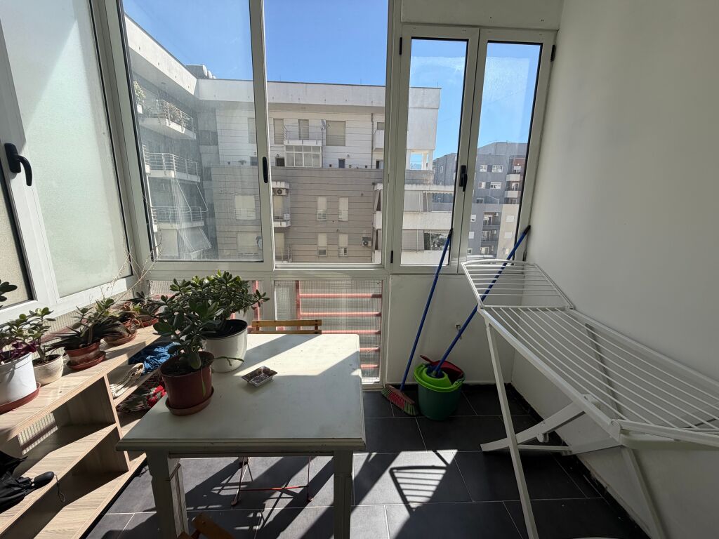 1+1,pjeserisht e mob,pazari i ri dhe per airbnb,600 mije leke