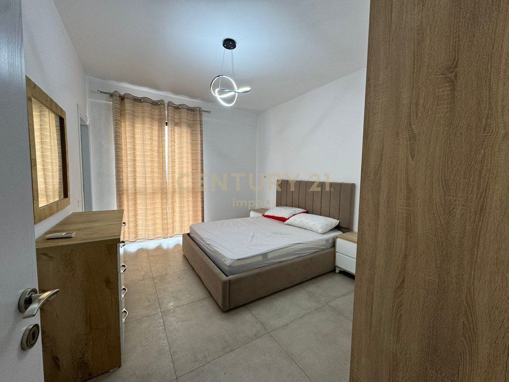 Apartament 2+1+2 me qira pranë QSUT