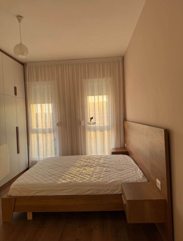 APARTAMENT ME QERA 2+1 UNIVERS CITY 55.000 LEKE FH-76321