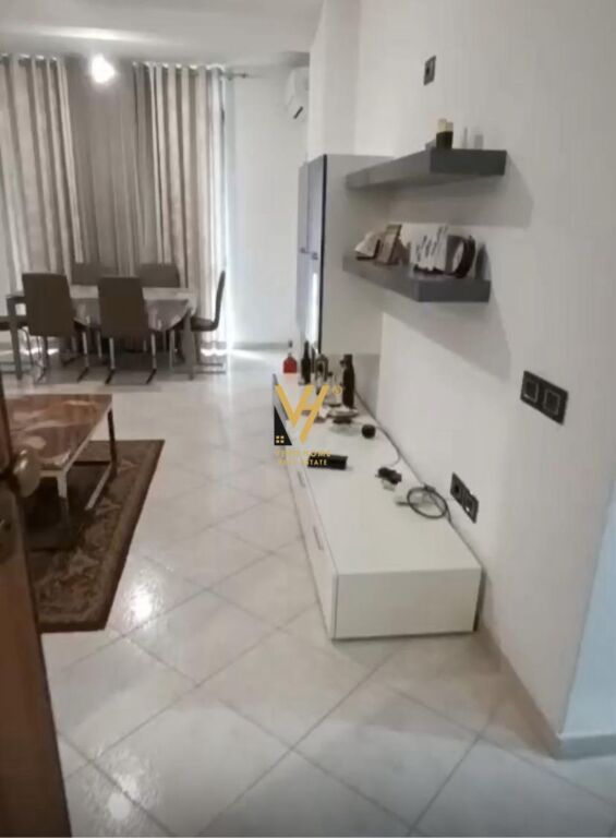 SHITET APARTAMENT 2+1+2+BLK TE KOMUNA E PARISIT 360.000 EURO