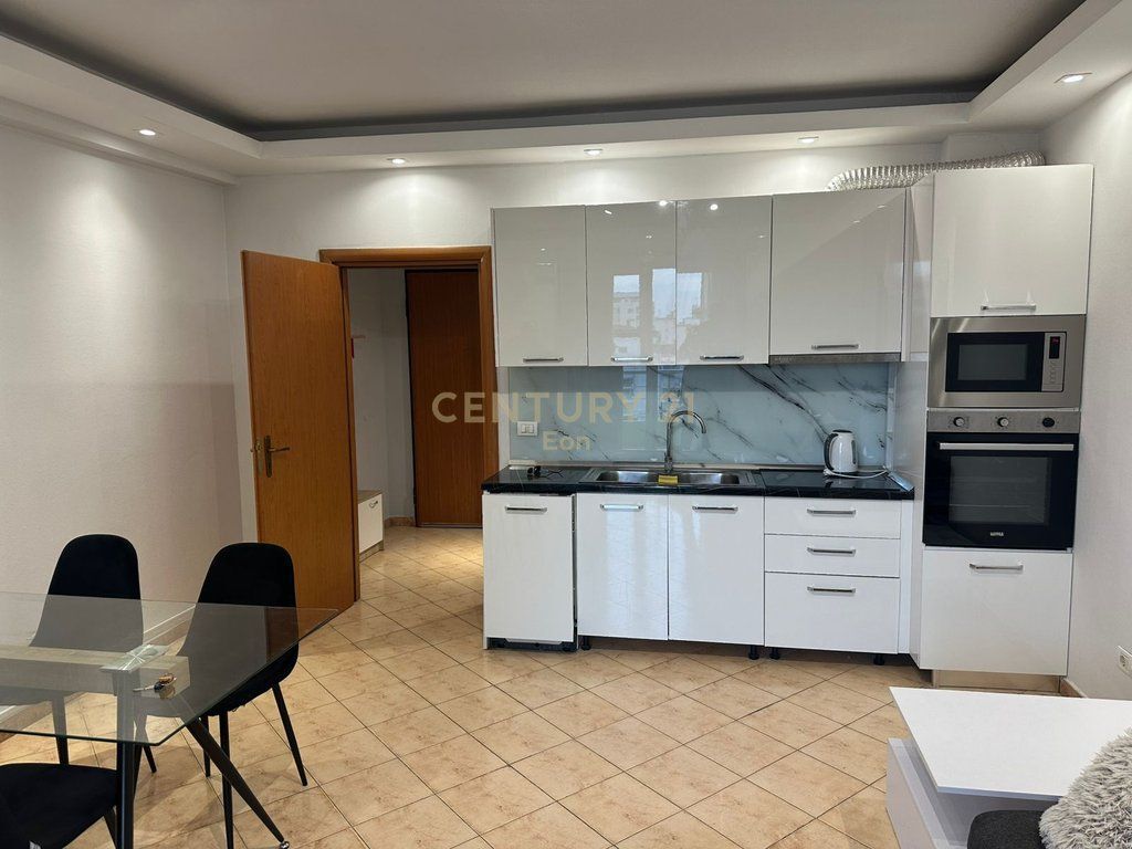 WE SELL 1+1 APARTMENT IN THE CENTER OF DURRES, SPORT PALACE !