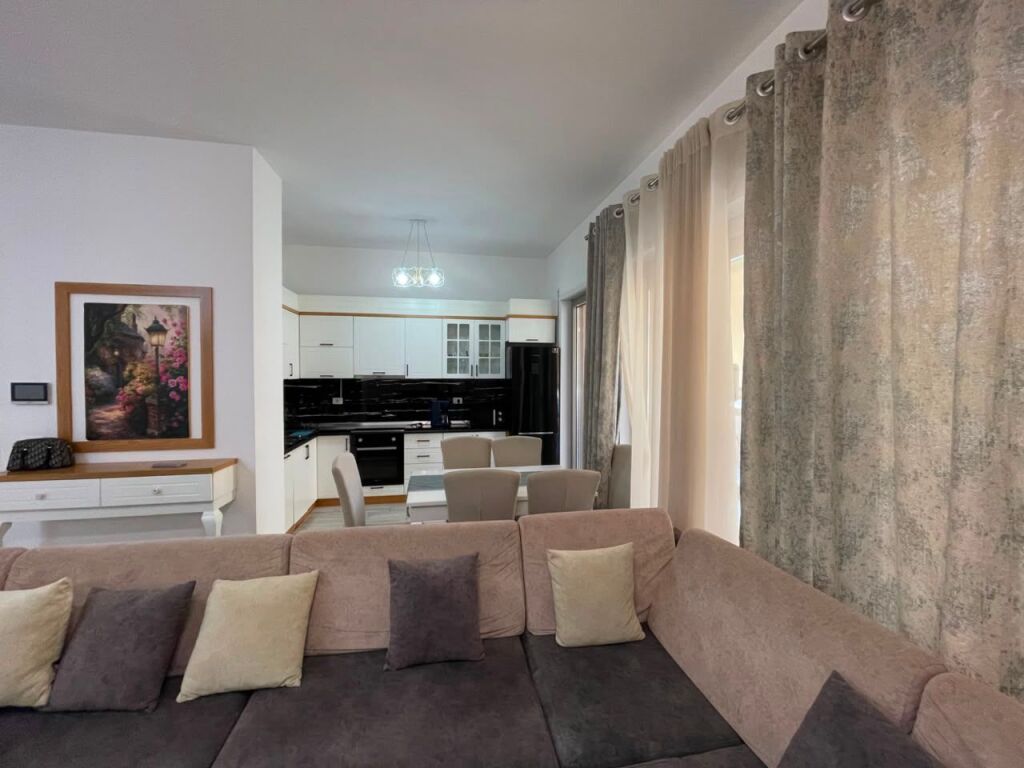2+1 APARTMENT FOR RENT AT THE DELIJORGJI COMPLEX