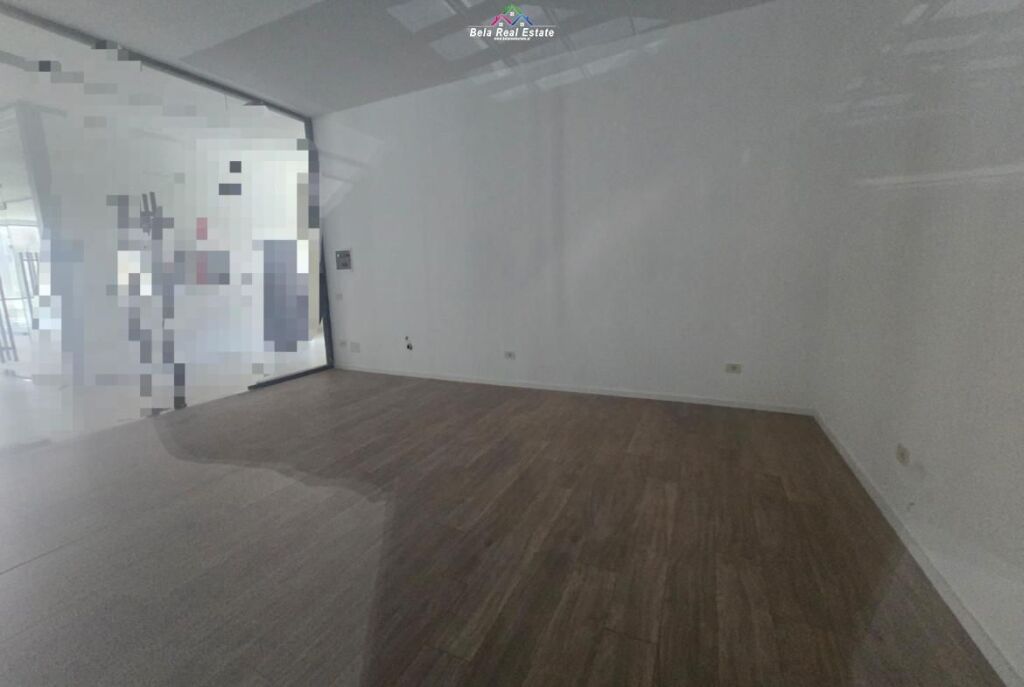 Shop For Rent at Mine Peza (ID BD21915) Tirana