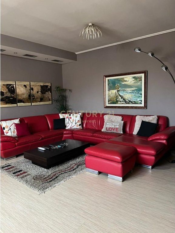 ISH EKSPOZITA, JAPIM ME QIRA APARTAMENT 2+1+2 1,000 € /Muaj