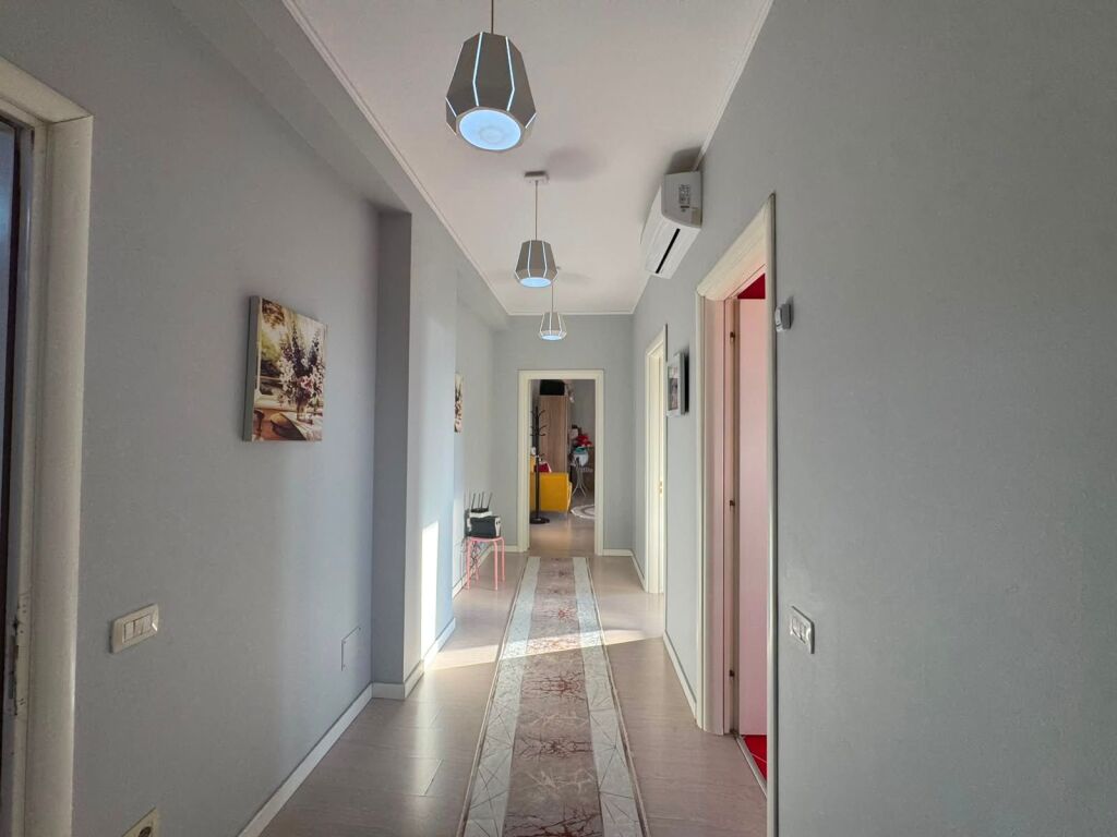 Appartamento in vendita - Astir