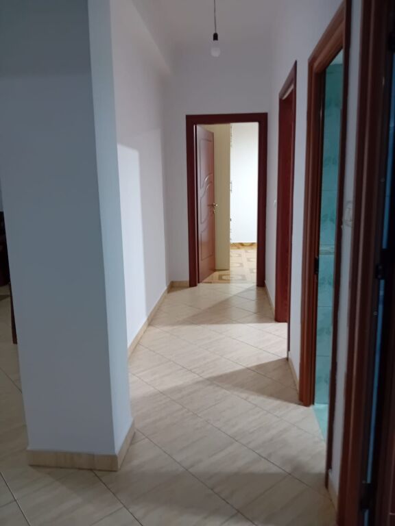 🏡 IN AFFITTO 4+1 50.000 lek – ASTIR, TIRANA