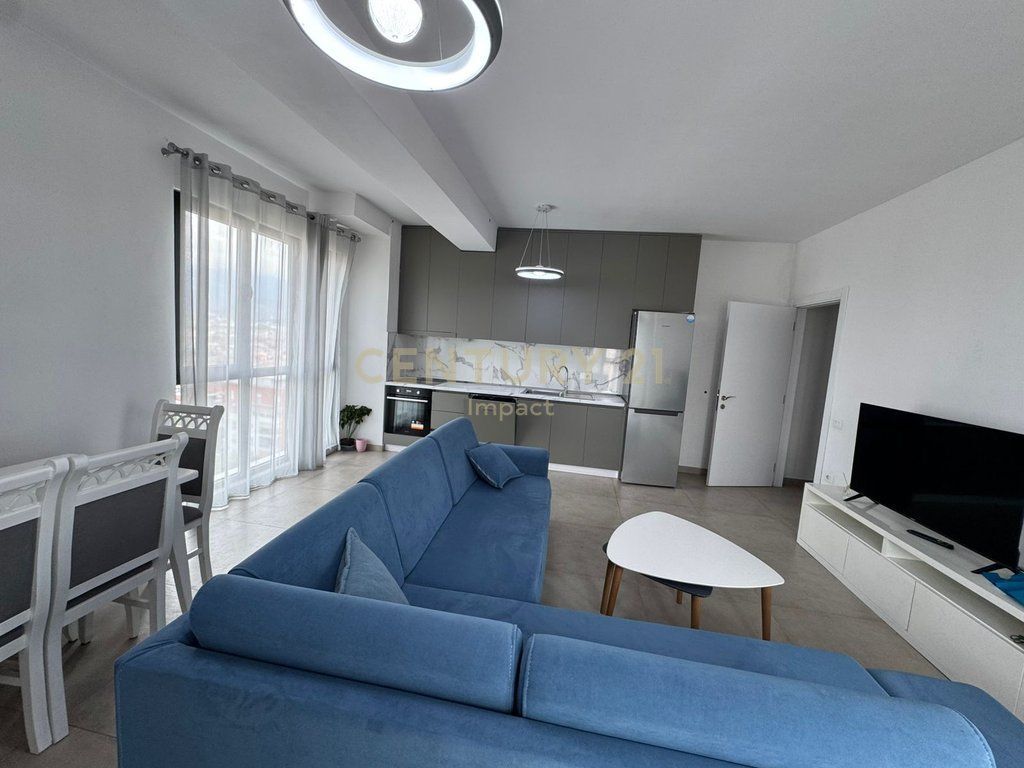 Apartament 2+1+2 me qira pranë QSUT