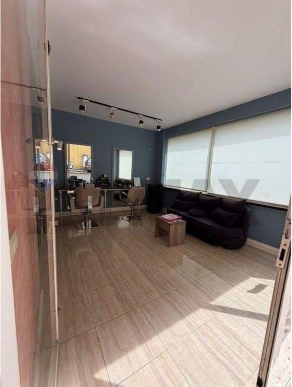 Negozio - In Vendita - Via Eduard Mano, Tirana(ID: 530261059-379)