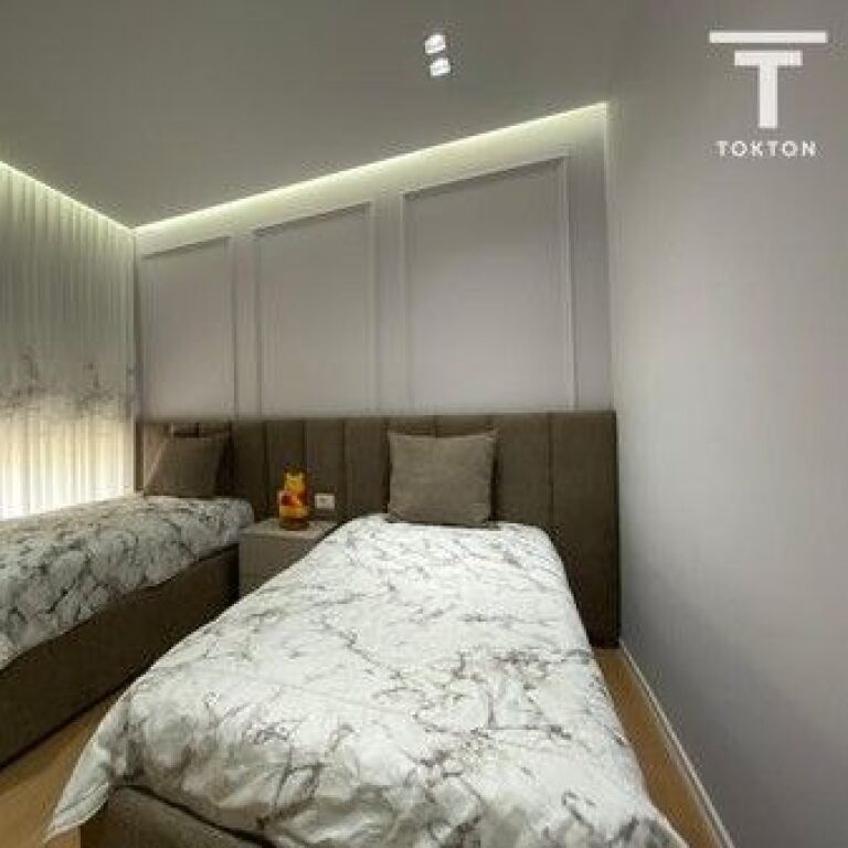 QIRA, APARTAMENT 2+1+2, RRUGA: "JORDAN MISJA", TIRANË