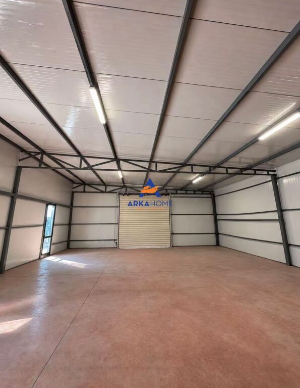 CAPANNONE IN AFFITTO 240M2 "A VALIAS" 70.000 LEKE