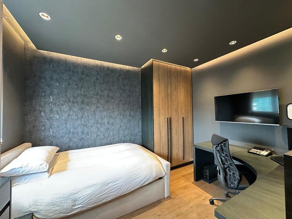 Apartment 3+1+Separate Kitchen for sale at Kika Complex 1, near Union Bank!