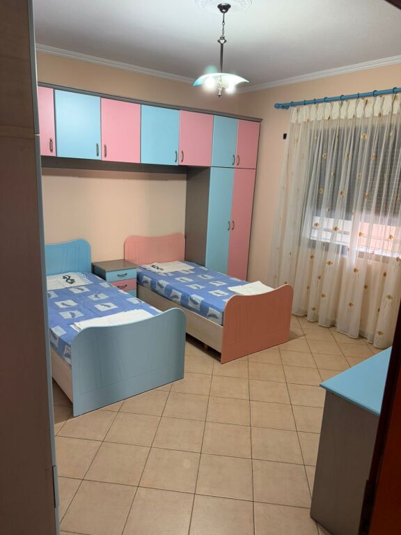 FOR RENT 2+1 3RD FLOOR OF AN ALPIN VILLA - PORCELAN
