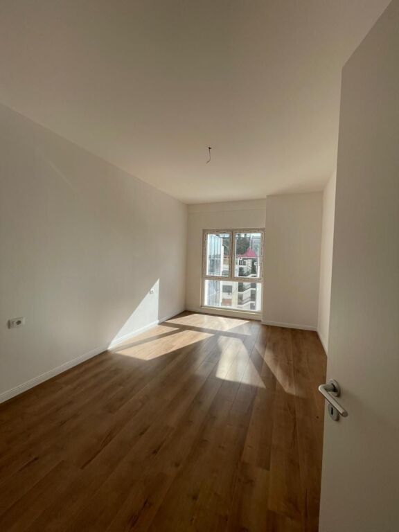 🏡 Shitet Apartament 2+1+2 tek Zogu i Zi